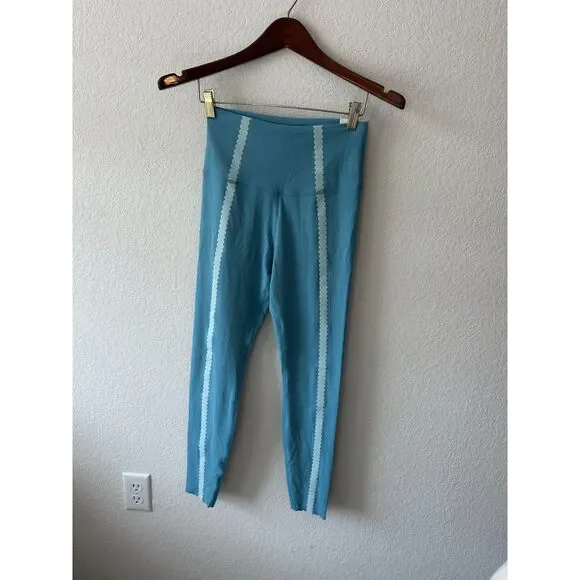 NIKE YOGA HIGH RISE / TAILLE HAUTE 7/8 LENGTH - Picture 4 of 9